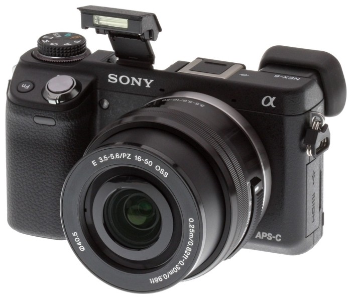 Sony Alpha NEX-6 Kit Aparat z wymienną optyką (zestaw z obiektywem SEL-P1650). 
Matryca o rozdzielczości 16,1 MP i rozmiarze podobnym do lustrzanki, Wi-Fi, wizjer OLED, przełącznik dysku i wideo Full HD.